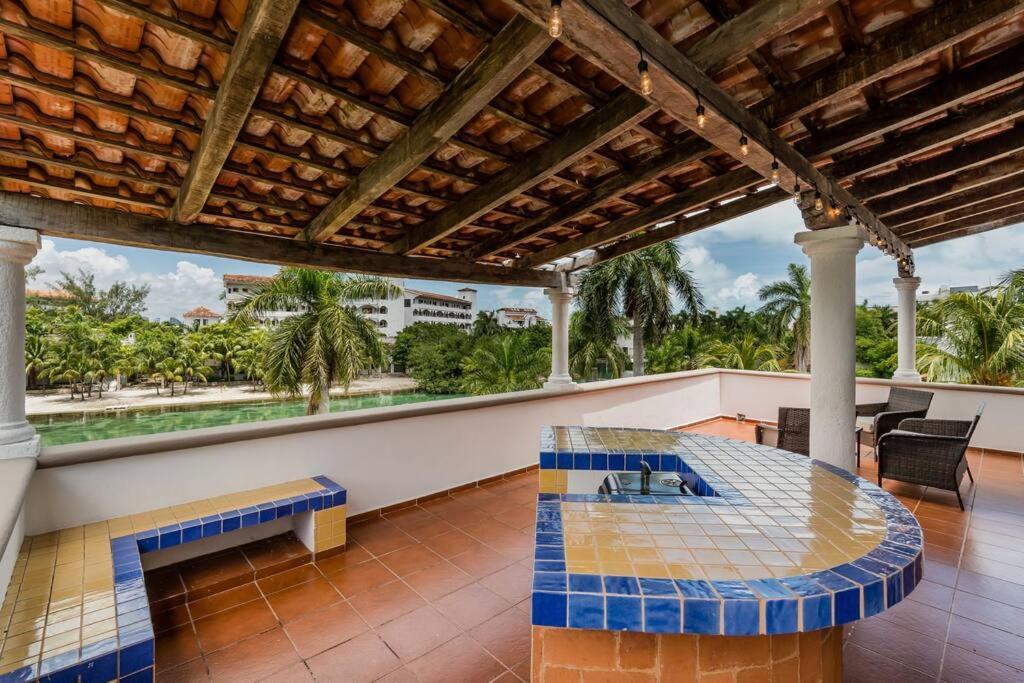 Elegant Lagoon Front Villa By Casa Paraiso Cancún Exterior foto