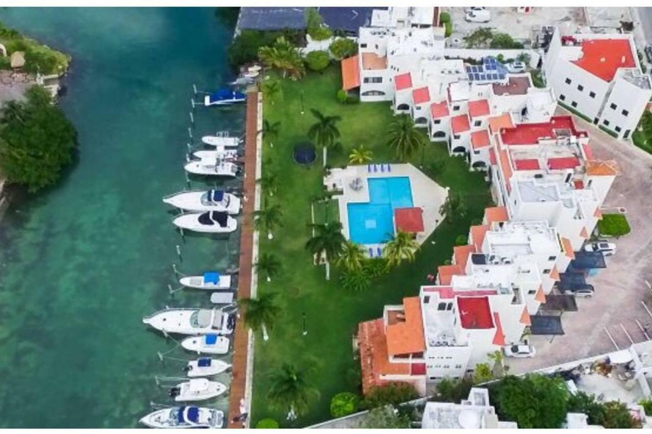 Elegant Lagoon Front Villa By Casa Paraiso Cancún Exterior foto